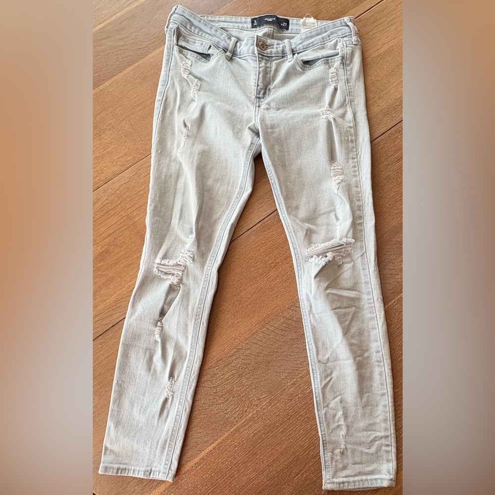Hollister Light Blue Crop Jeans